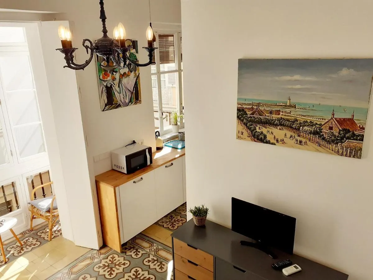 Los Balcones De كاديز 0*,  إسبانيا